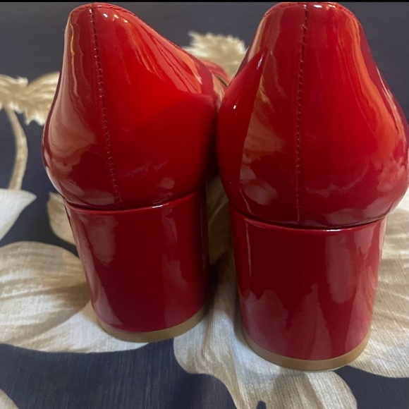 Stuart Weitzman Glossy Red Heels - Picture 3 of 6